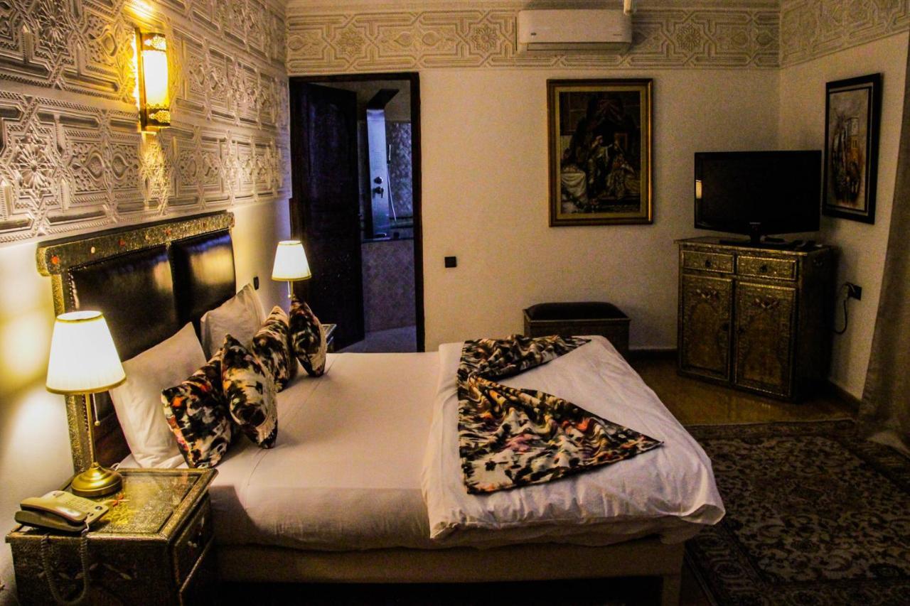 Hotel La Perle Du Sud วาร์ซาเซต ภายนอก รูปภาพ