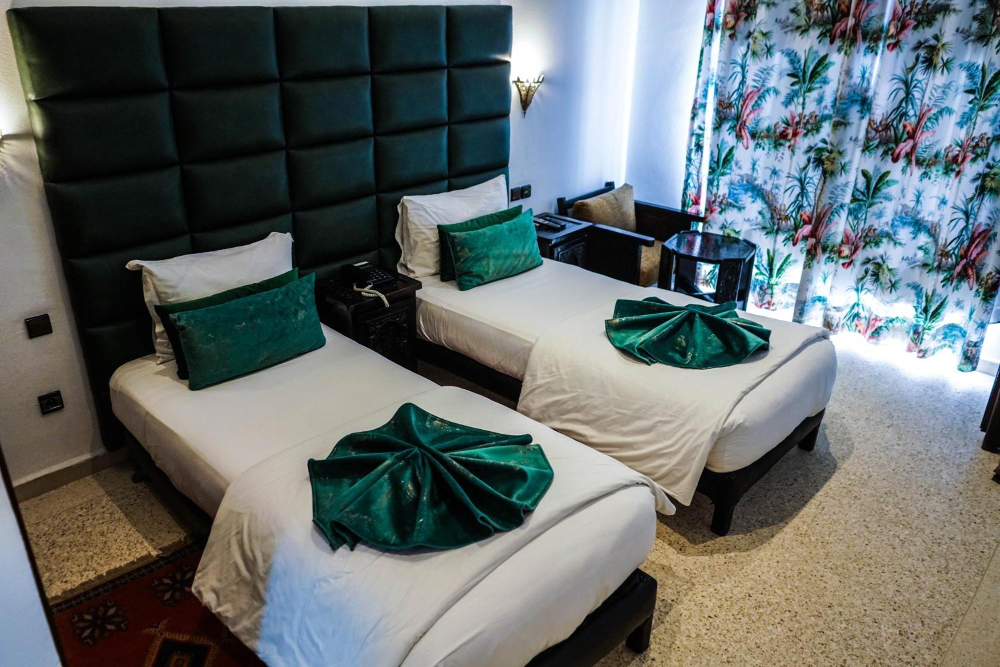 Hotel La Perle Du Sud วาร์ซาเซต ภายนอก รูปภาพ